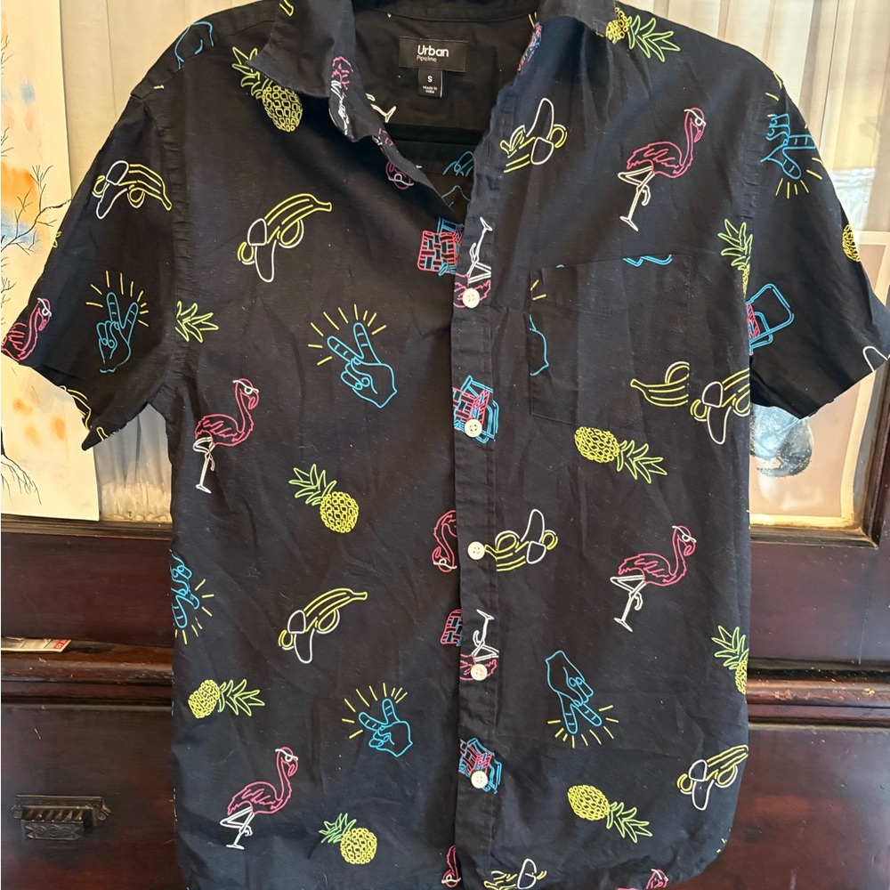 Urban Pipeline Men’s Short-Sleeve Tropical Print Shirt Vacation Vibes
